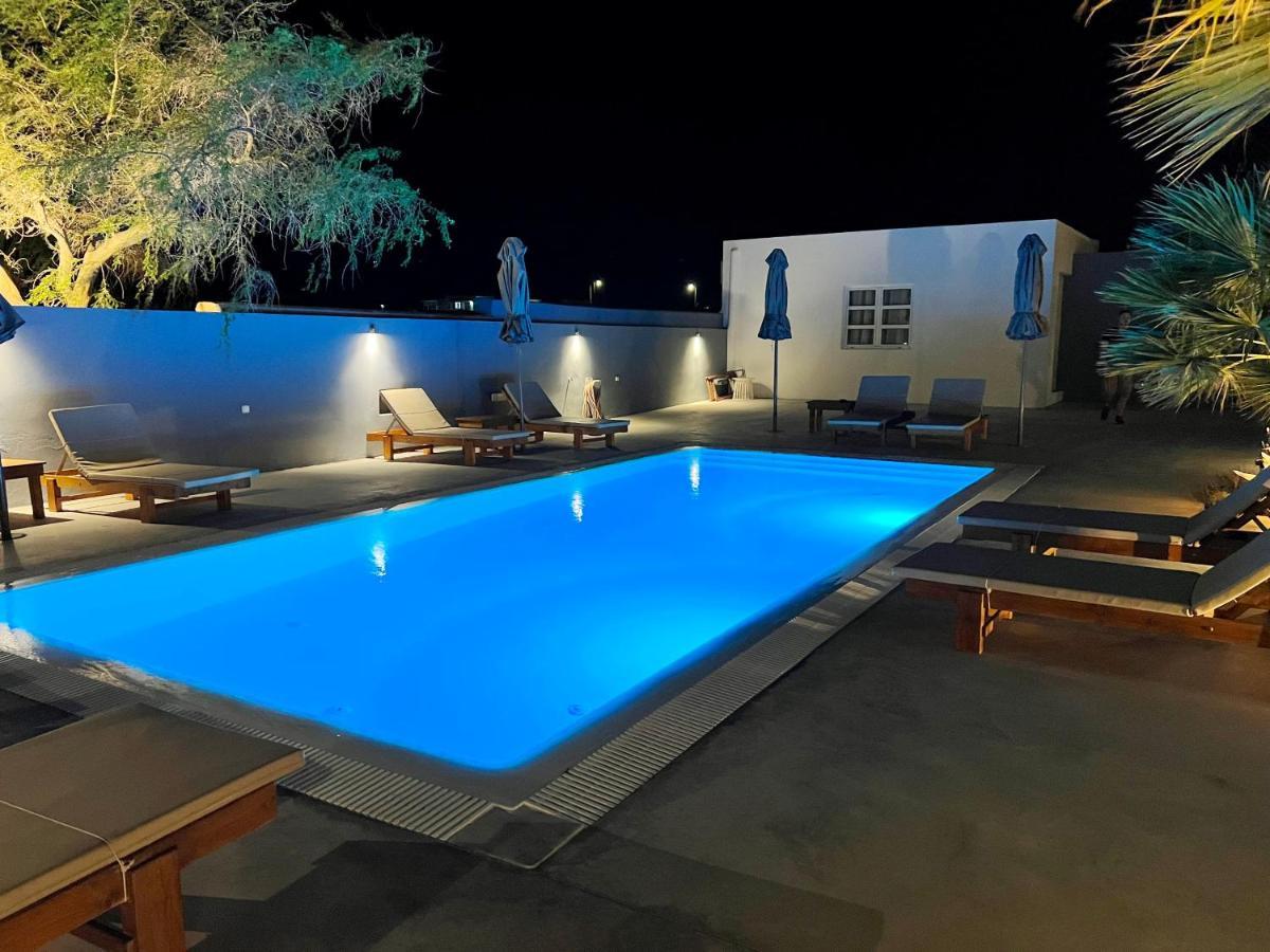White Lily Suites & Lofts - Adults Only 16 Plus Perivolos  Exterior foto